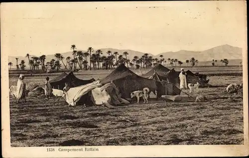 Ak Maghreb, Campement Riffain, Zelte, Hunde