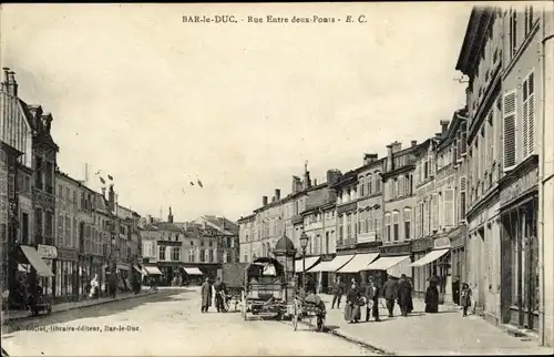 Ak Bar Le Duc Meuse, Rue Entre deux Ponts, Kutsche