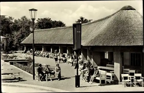 Ak Ostseebad Kühlungsborn, Wandelhalle im Konzertgarten Ost