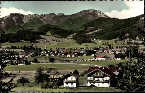 Ak Inzell in Oberbayern, Deutsche Alpenstraße, Gesamtansicht, Hochfelln