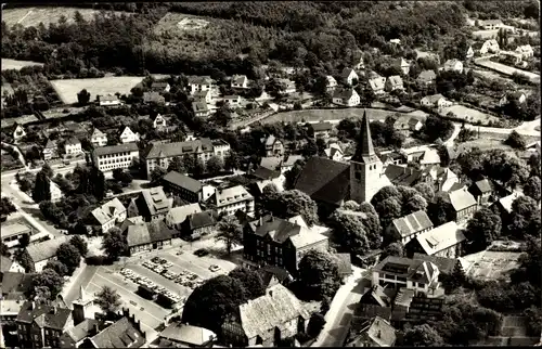 Ak Lübbecke in Westfalen, Blick auf die Stadt, Luftbild