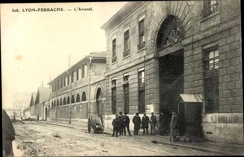 Ak Perrache Lyon Rhône, L'Arsenal