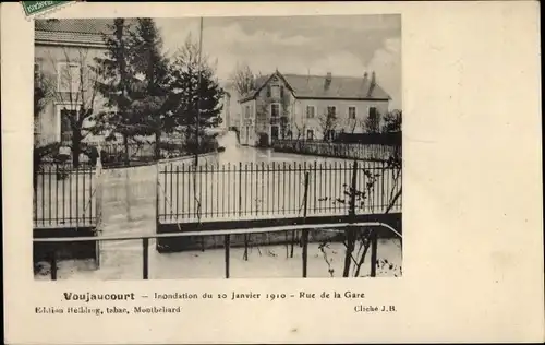 Ak Voujeaucourt Doubs, Inondation 1910, Rue de la Gare