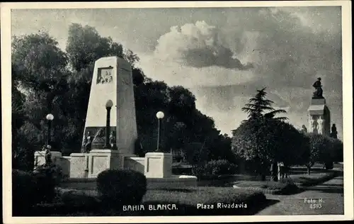 Foto Ak Bahia Blanca Argentinien, Plaza Rivadavia, Denkmal