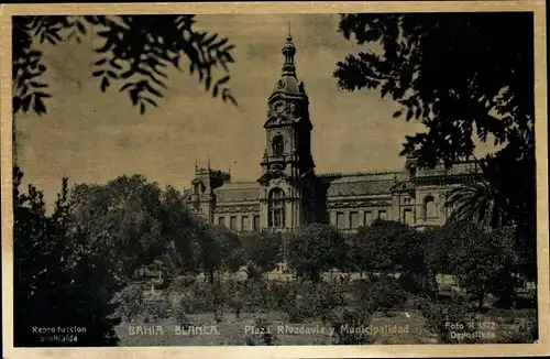 Ak Bahia Blanca Argentinien, Plaza Rivadavia y Municipalidad