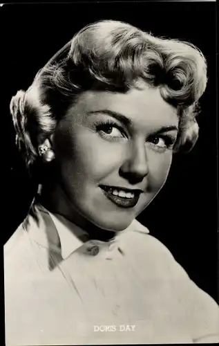 Ak Schauspielerin Doris Day, Portrait