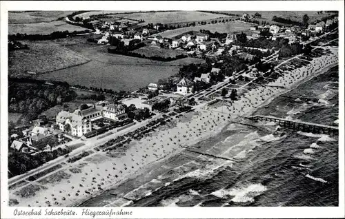 Ak Scharbeutz in Ostholstein, Ostseebad, Strand u. Ort, Fliegeraufnahme