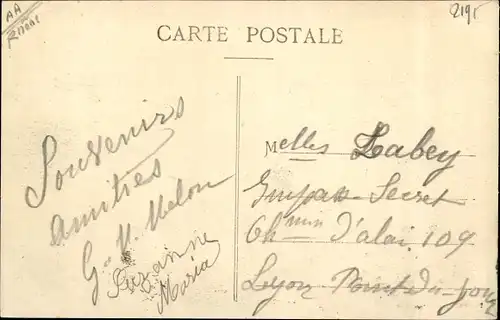 Ak Saint Just d'Avray Rhône, Vue generale et ensemble du Chateau de la Valsonniere