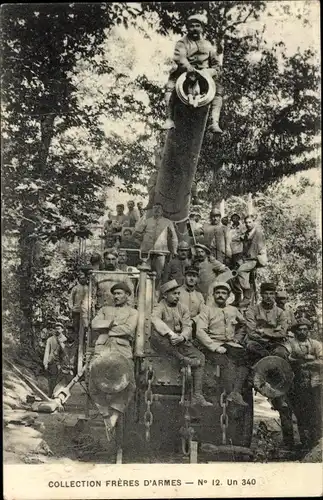 Ak Französisches Geschütz, Collection Freres d'Armes, Französische Soldaten in Uniformen