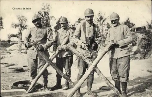 Ak Chevaux de frise, französische Soldaten, I WK