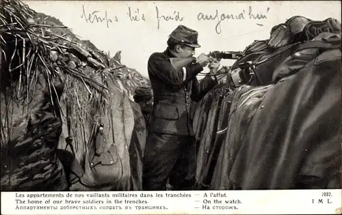 Ak Französischer Soldat im Schützengraben, I WK