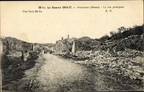 Ak Avocourt Meuse, La rue principale, Kriegszerstörung 1. WK