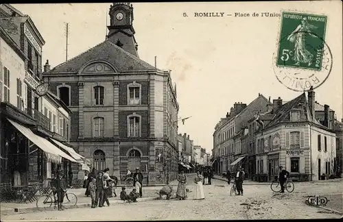 Ak Romilly sur Seine Aube, Place de l'Union