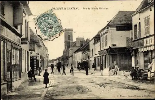 Ak Brienne le Château Aube, Rue de l'Ecole Militaire