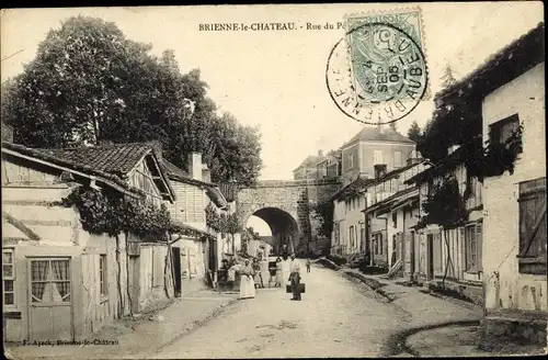 Ak Brienne le Château Aube, Rue du Pont