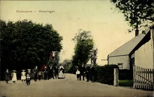 Ak Heveringen Oostvoorne aan Zee Südholland, Straßenpartie im Ort