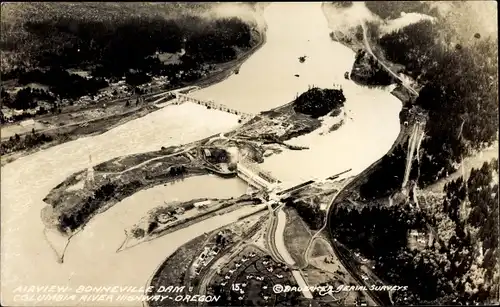 Foto Ak Hood River Oregon USA, Aerial view of the Bonneville Dam, Columbia River Highway