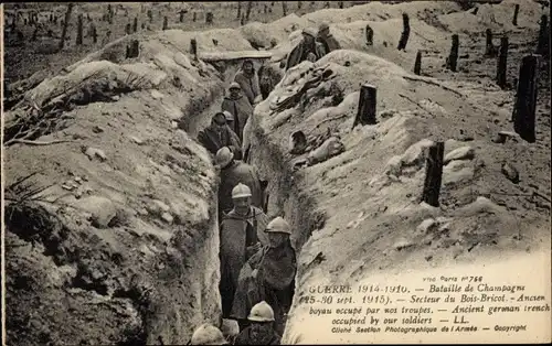 Ak Bataille de Champagne, Secteur du Bois Bricot, französische Soldaten im Schützengraben, I WK