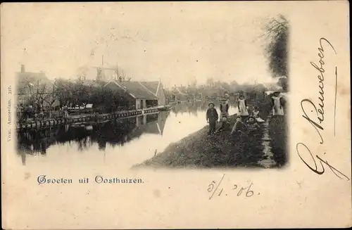 Ak Oosthuizen Nordholland Niederlande, Kinder am Flussufer