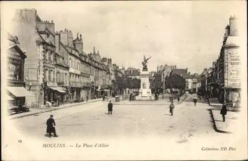 Ak Moulins Allier, La Place d'Allier