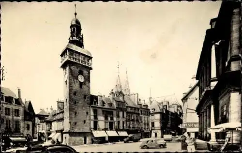 Ak Moulins Allier, Place de l'Hotel de Ville et Jacquemart