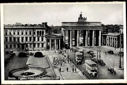 Ak Berlin Mitte, Pariser Platz und Brandenburger Tor