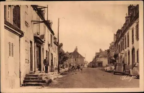 Ak Villefranche d’Allier Allier, Rue Principale