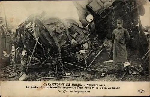 Ak Melun Seine et Marne, Catastrophe 4.11.1913, Les effets du tamponnement