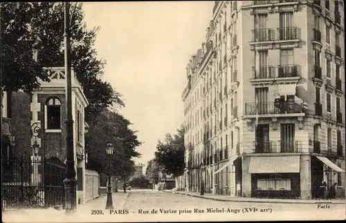 Ak Paris XVI, Rue de Varize prise Rue Michel Ange