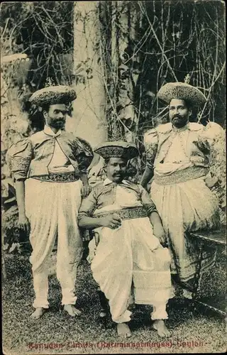 Ak Sri Lanka Ceylon, Portrait, Kandyan Chiefs, Häuptlinge,