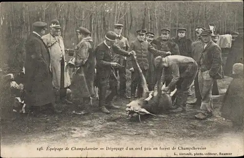 Ak Equipage de Champchevrier, Depecage d'une cerf pris en forest