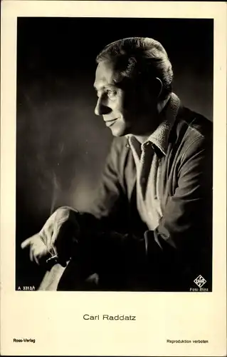 Ak Schauspieler Carl Raddatz, Ross Verlag 3313 1, UFA, Seitenportrait