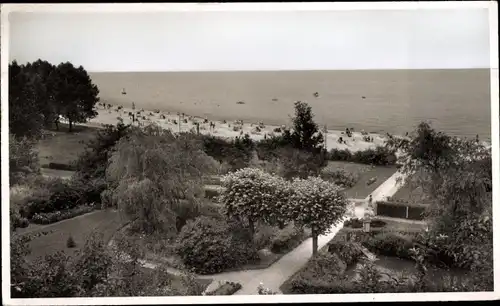 Foto Ostseebad Grömitz in Holstein, Blick vom Hotel zur Schönen Aussicht, Strand