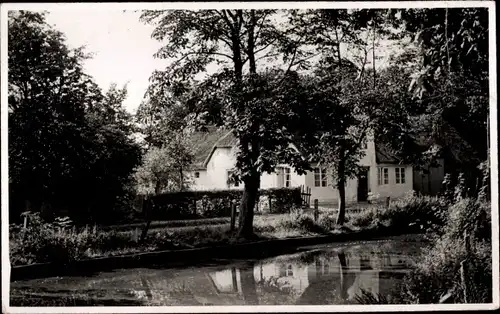 Foto Nieblum auf der Insel Föhr Nordfriesland, Partie am Dorfteich