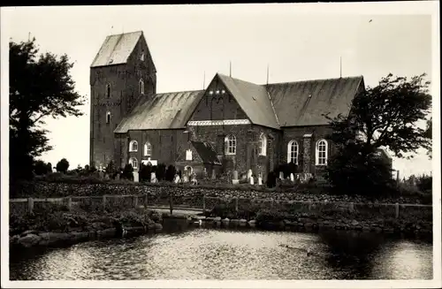 Foto Nieblum auf der Insel Föhr Nordfriesland, Friedhof, Kirche