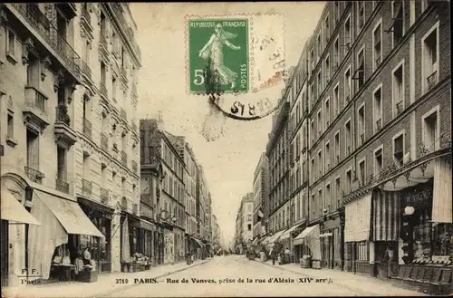 Ak Paris XIV, Rue de Vanves, prise de la rue d'Alesia, Epicerie