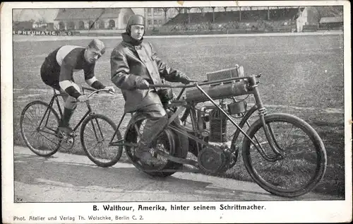 Ak B. Walthour, Amerika, hinter seinem Schrittmacher, Radrennfahrer, Steherrennen
