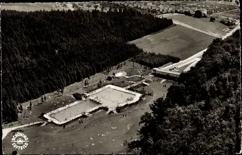 Ak Heidenheim an der Brenz, Waldbad, Fliegeraufnahme