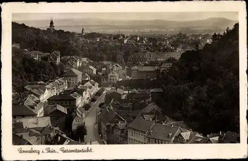 Ak Sonneberg in Thüringen, Stadtpanorama mit Glockenturm, Wald