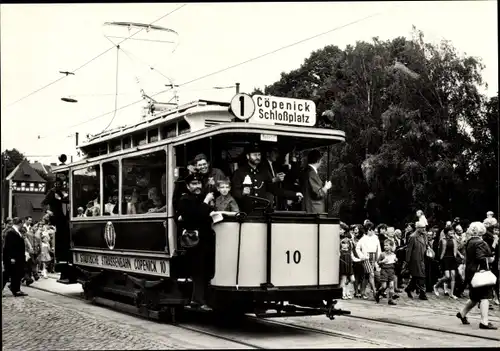 Ak Berlin Köpenick, Köpenicker Festwochen, Historische Straßenbahn zum Schlossplatz