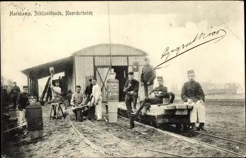 Ak Harskamp Gelderland, Schijvenloods, Noorderheide, Soldaten in Uniformen