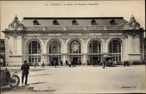 Ak Troyes Aube, La Gare, Le Nouveau Vestibule