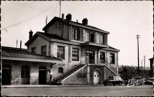 Ak Villiers sur Marne Val de Marne, La Gare