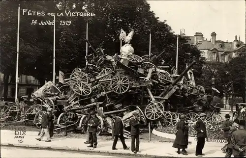 Ak Paris, Fetes de la Victoire, 1919, Siegesparade, Denkmal