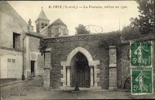 Ak Saint Prix Val d'Oise, La Fontaine