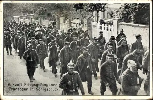 Ak Königsbrück in der Oberlausitz, Ankunft Kriegsgefangener Franzosen