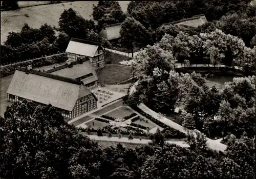 Ak Cloppenburg in Niedersachsen, Teilansicht vom Museumsdorf, Quatmannshof, Fliegeraufnahme