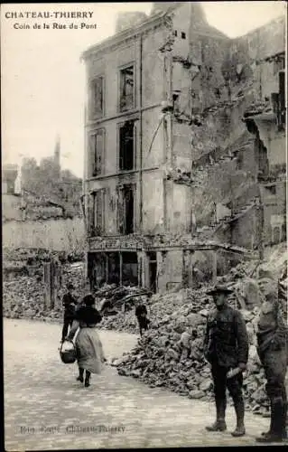 Ak Château Thierry Aisne, Coin de la Rue du Pont, ruines, Kriegszerstörung I. WK