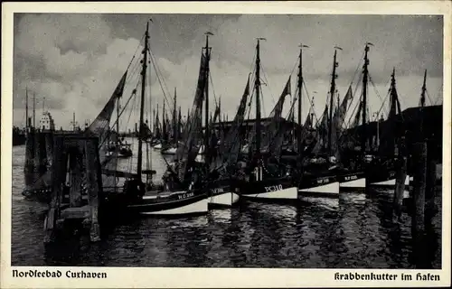 Ak Cuxhaven, Nordseebad, Blick auf Krabbenkutter im Hafen