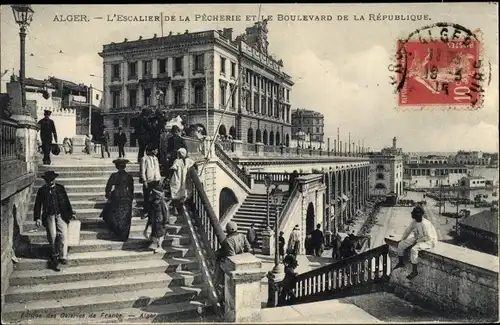 Ak Algier Alger Algerien, L'Escalier de la Pecherie et le Boulevard de la Republique